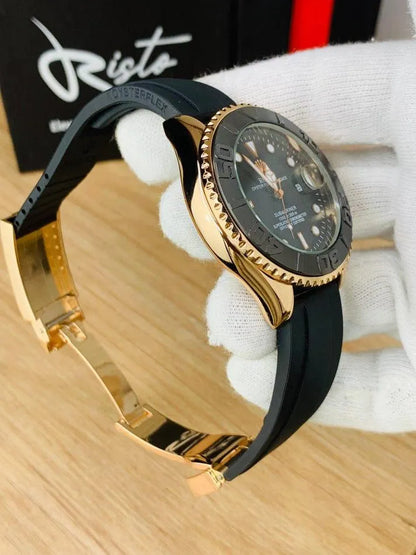 Rolex Luxury Diver-Inspired Gold Watch – Black Dial & Rubber Strap