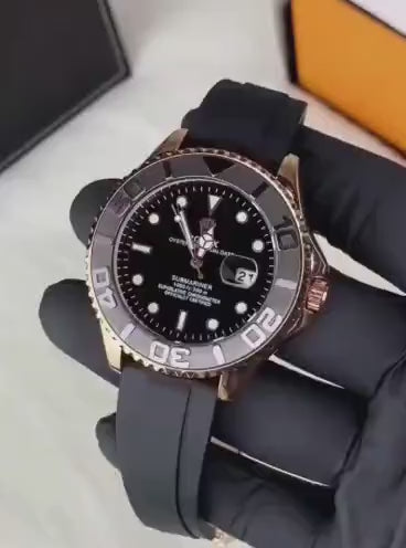 Rolex Luxury Diver-Inspired Gold Watch – Black Dial & Rubber Strap